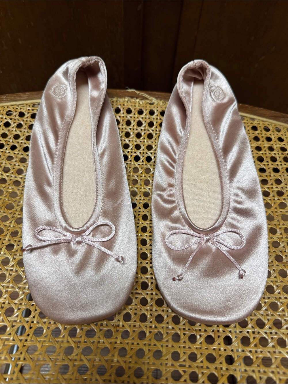 Women’s Satin Ballet Flat Slippers in Blush Pink